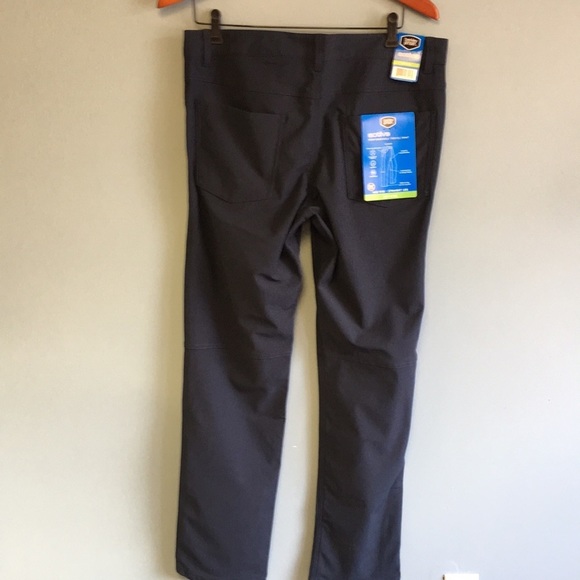 BERKLEY Jensen Active Travel Pant: Size 33W x 32L - Picture 7 of 10